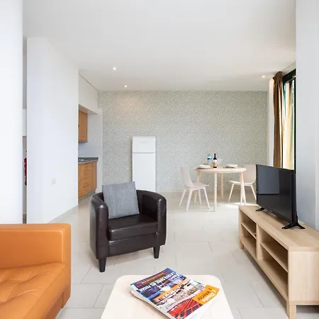 Taucho 203 Пуэрто-де-Сантьяго