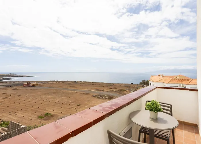 Ocean Views - Taucho 203 *