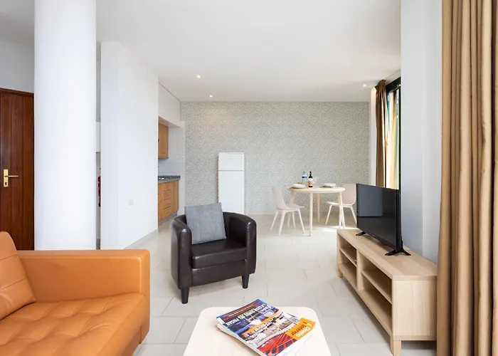 Taucho 203 푸에르토 데 산티아고