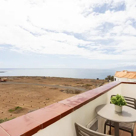Ocean Views - Taucho 203 *